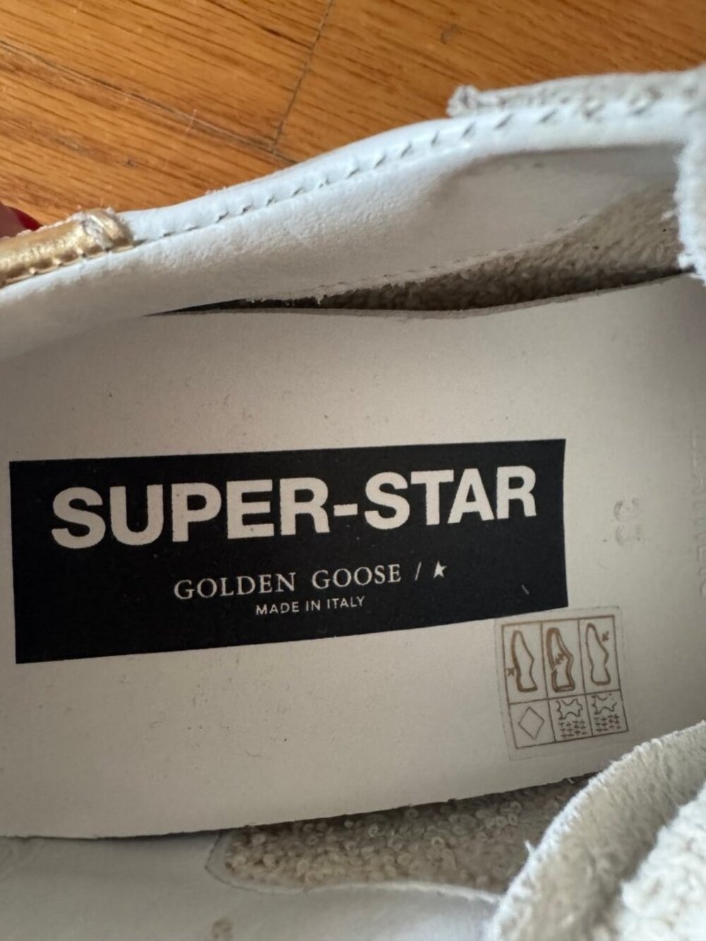 Super-Star Glitter Detail Low Top Sneaker (Women) - Picture 2 of 5